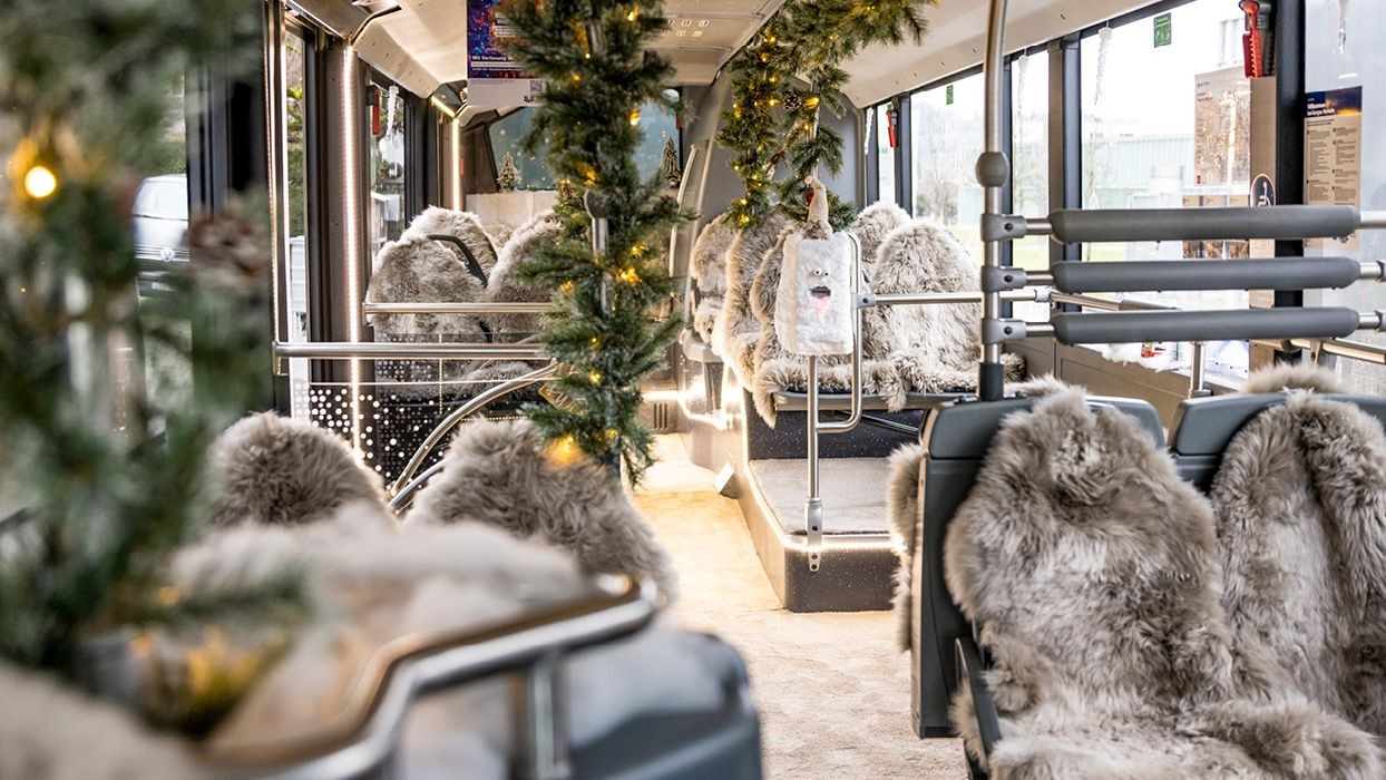 Adventsstimmung auf Rädern: Aargau Verkehr bringt den Weihnachtsbus erneut nach Zofingen